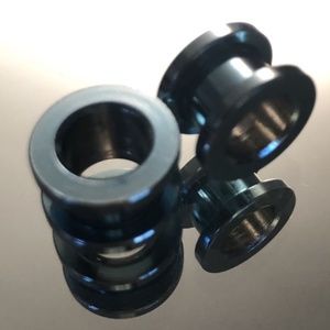 * 3/$20 * (2) 00 gauge 10mm Blue Steel plugs